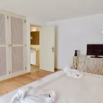 Panoramic Paradise